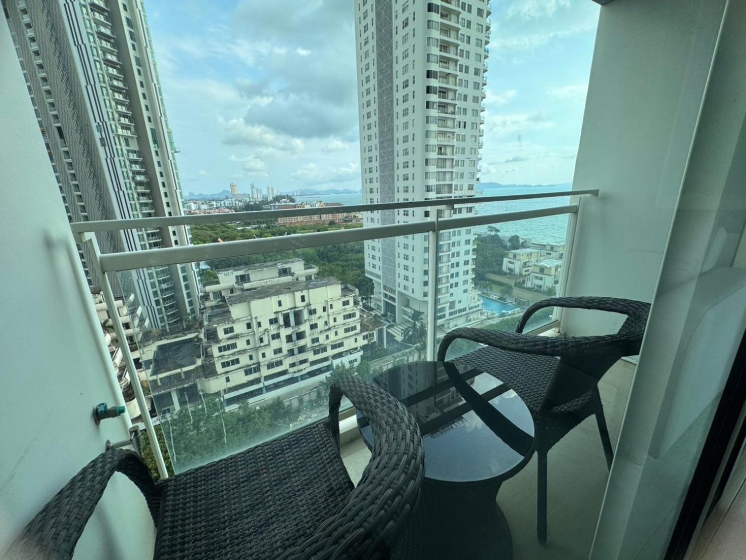Residence By Hello Pattaya At Veranda Jomtien Habitación foto